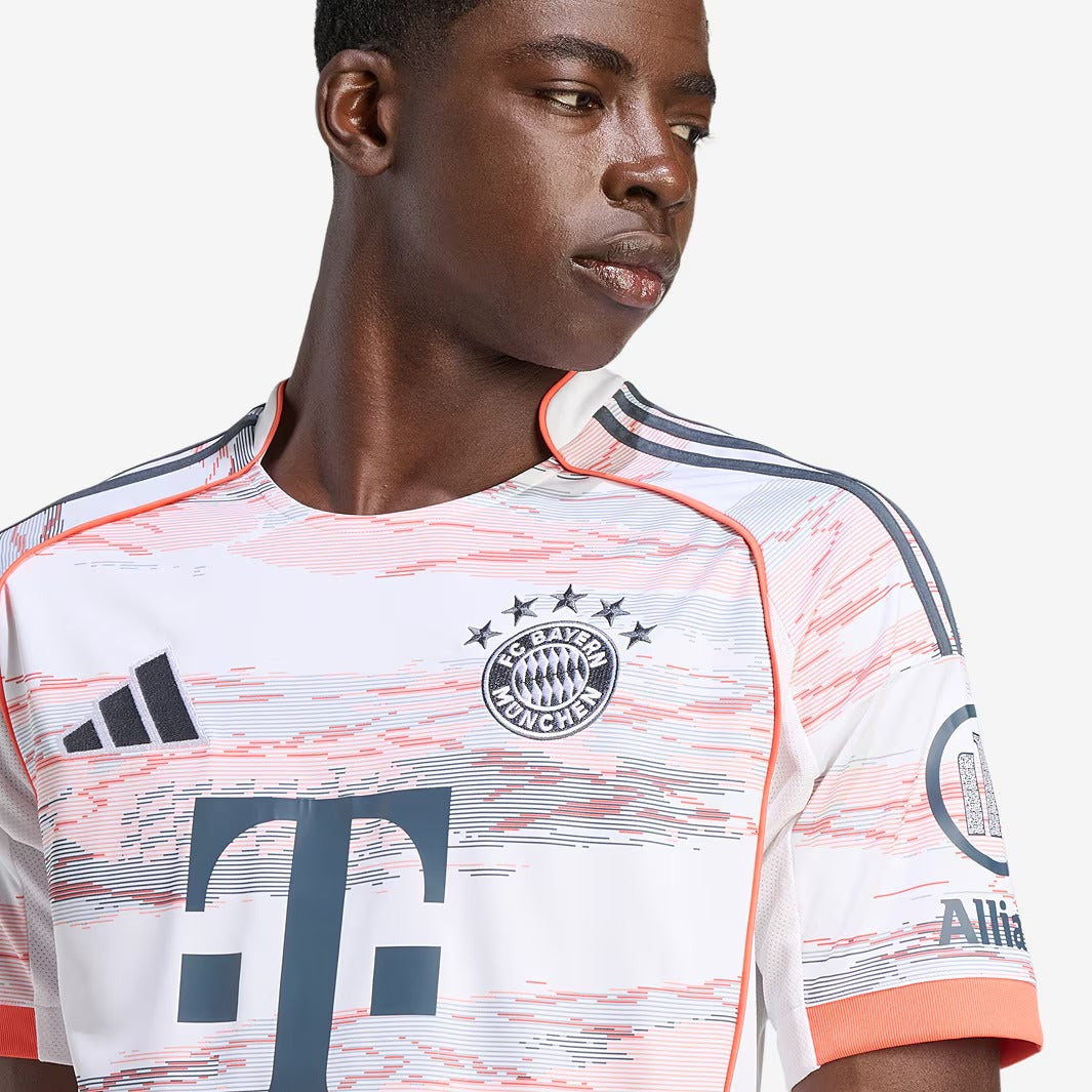 Camisa Adidas Bayern de Munique 2025/26 II Torcedor - imagem 5