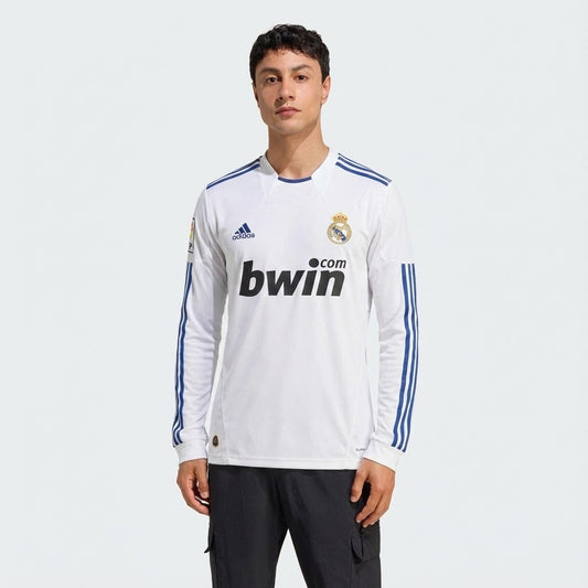 Camisa Retrô Real Madrid 2010/11 I Manga Longa - imagem 1
