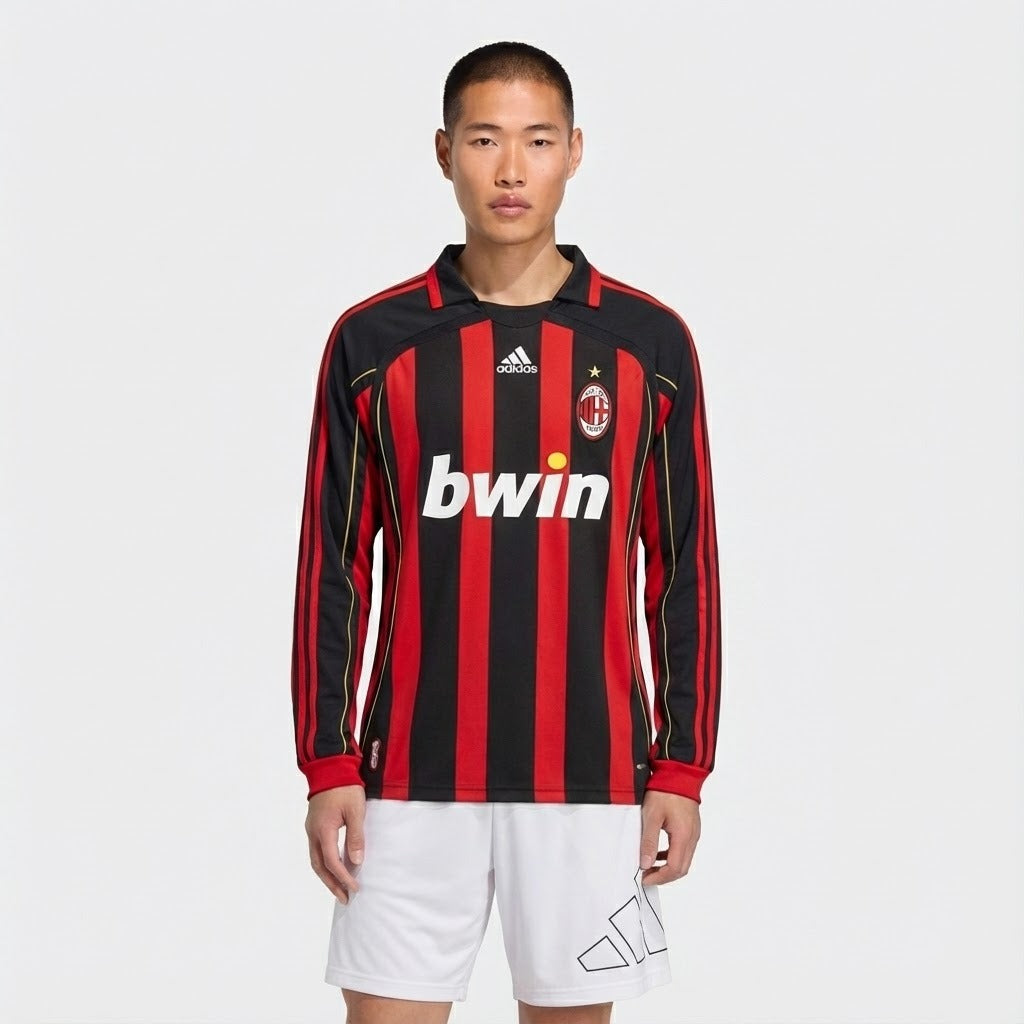 Camisa Retrô Milan 2006/07 I Manga Longa - imagem 1