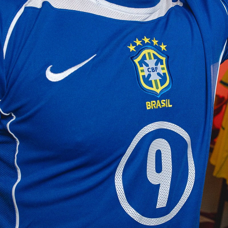 Camisa Retrô Brasil 2004 II Total 90 9 Ronaldo [PRONTA ENTREGA] - imagem 3