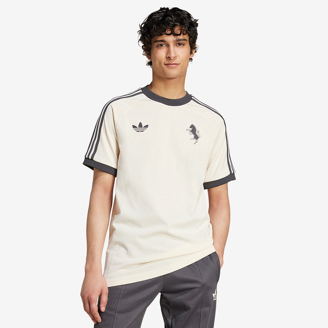 Camisa Casual Adidas Juventus FC 3 Stripes - imagem 1