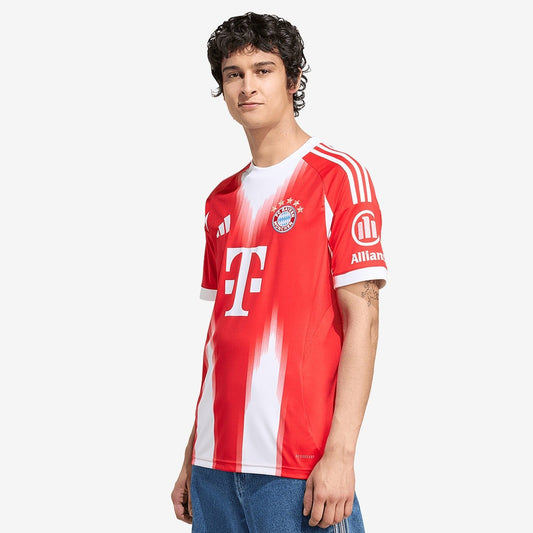 Camisa Bayern de Munique 2025/26 I - imagem 1