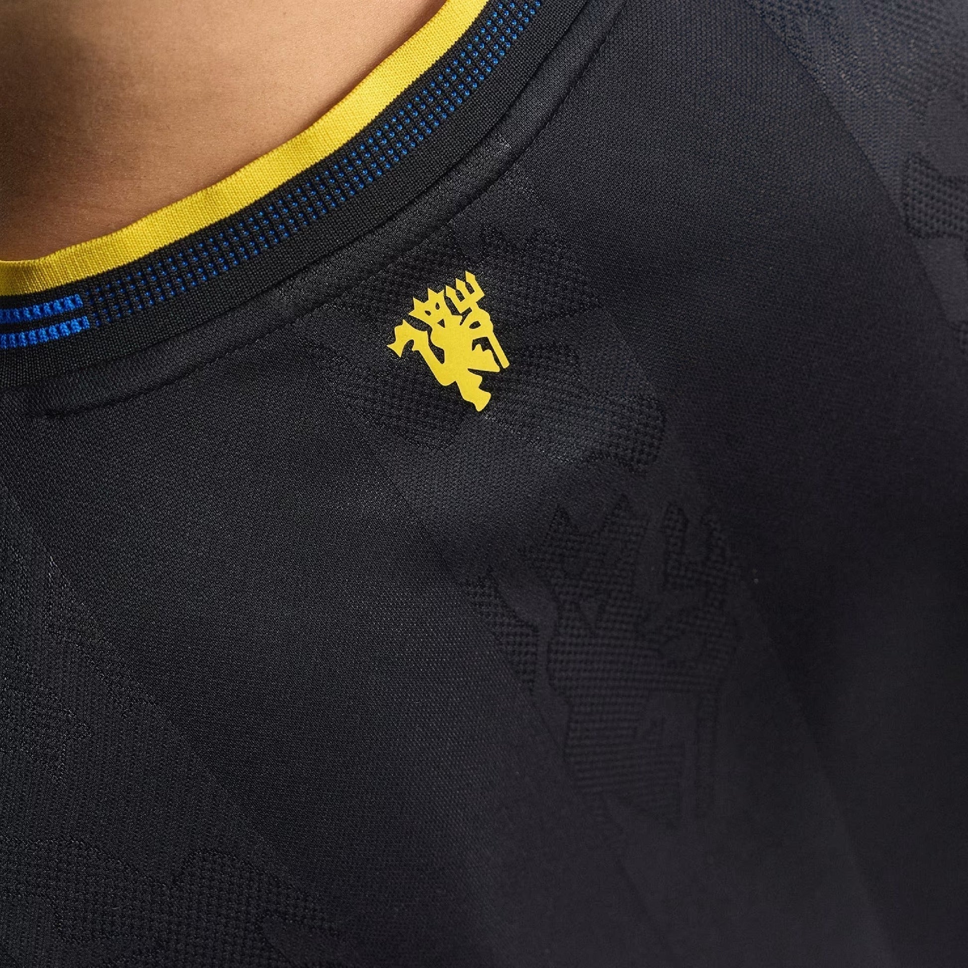 Camisa Adidas Manchester United 2025/26 III - imagem 10