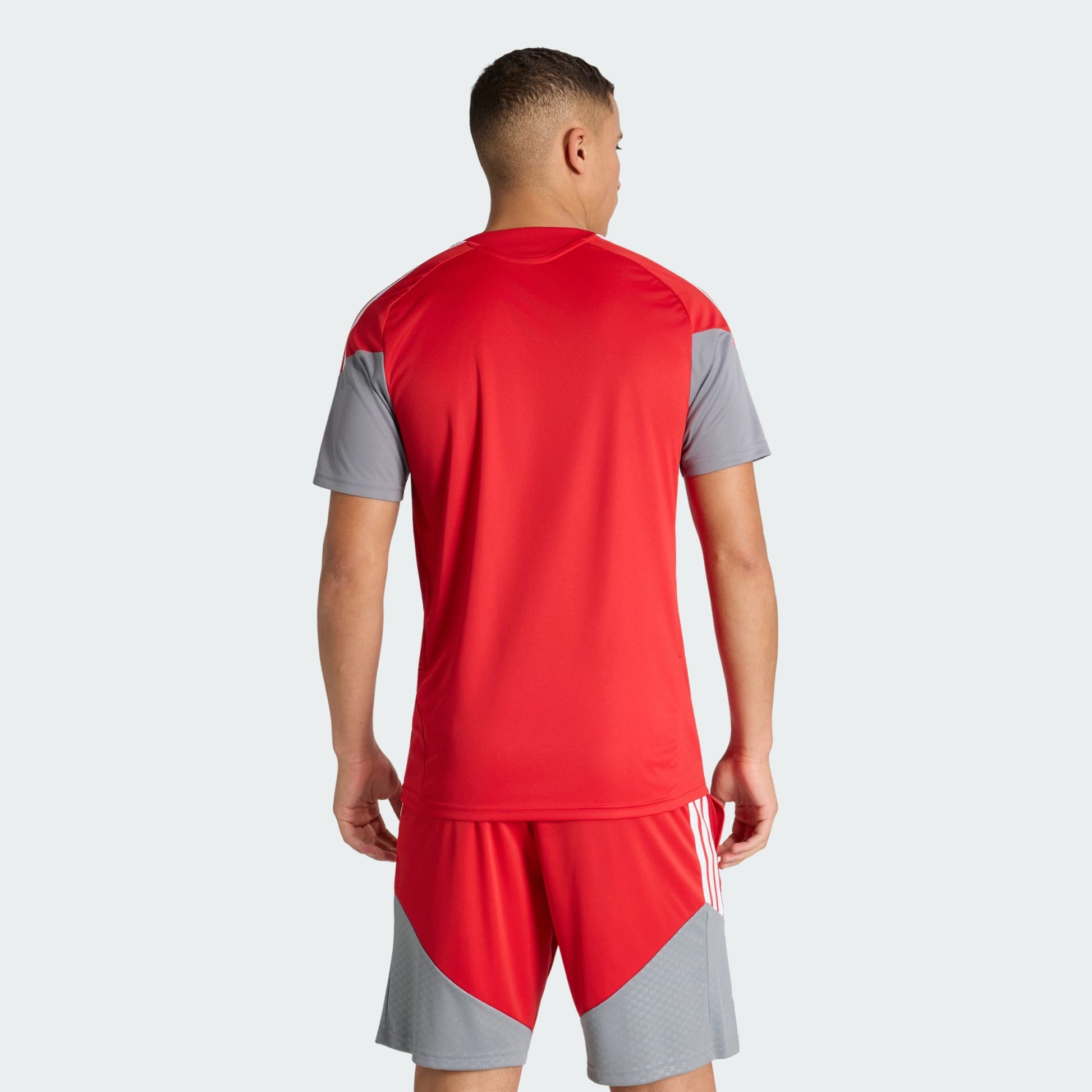 Camisa Adidas Internacional 2026/27 Treino - imagem 2