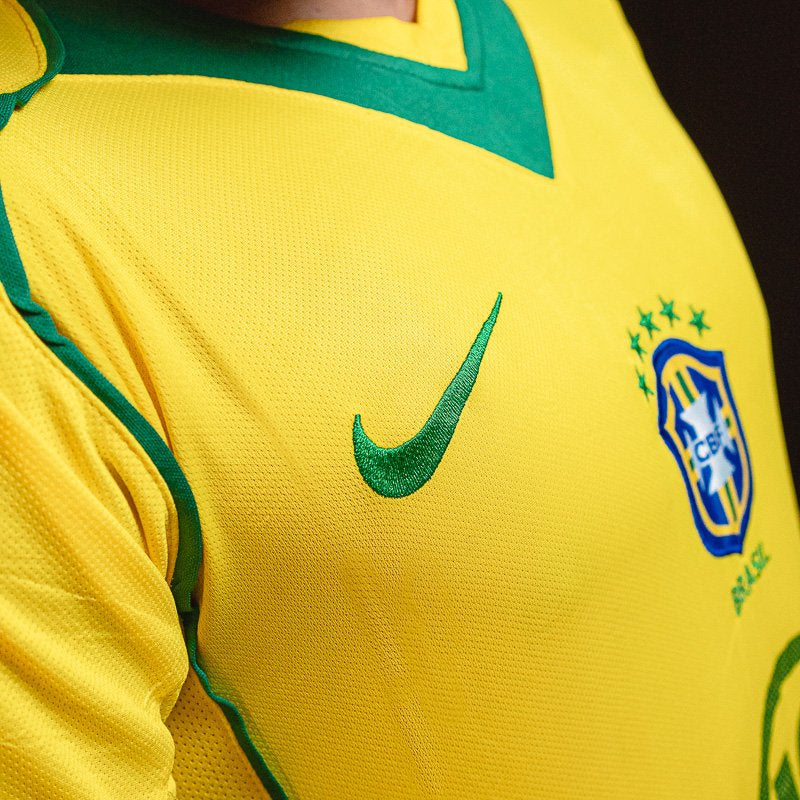 Camisa Retrô Brasil 2004 I Total 90 Ronaldinho [PRONTA ENTREGA] - imagem 6