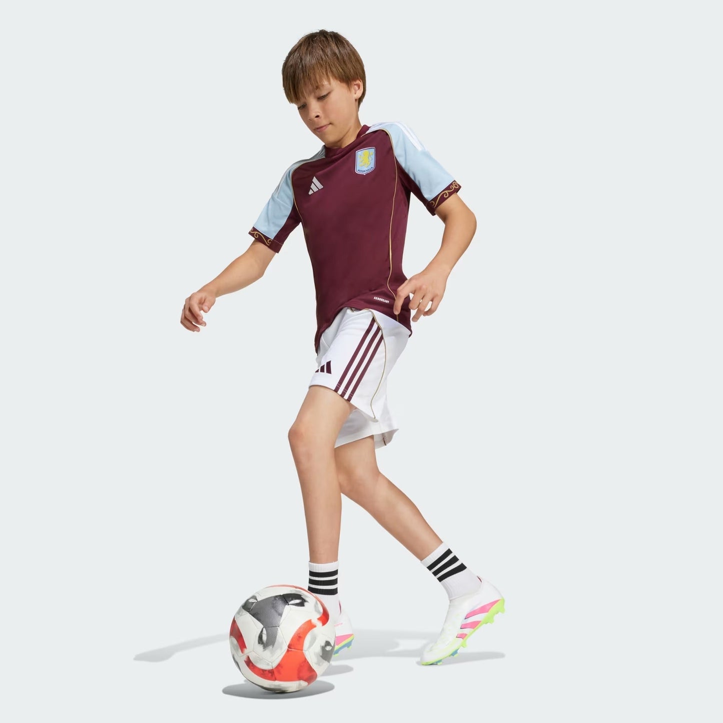 Conjunto Infantil Adidas Aston Villa 2025/26 I - imagem 8